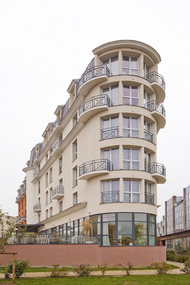 Residhome Neuilly Bords De Marne ภายนอก รูปภาพ