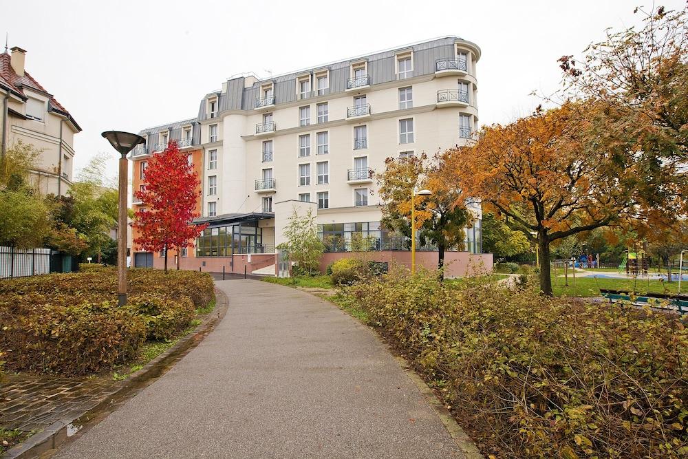 Residhome Neuilly Bords De Marne ภายนอก รูปภาพ