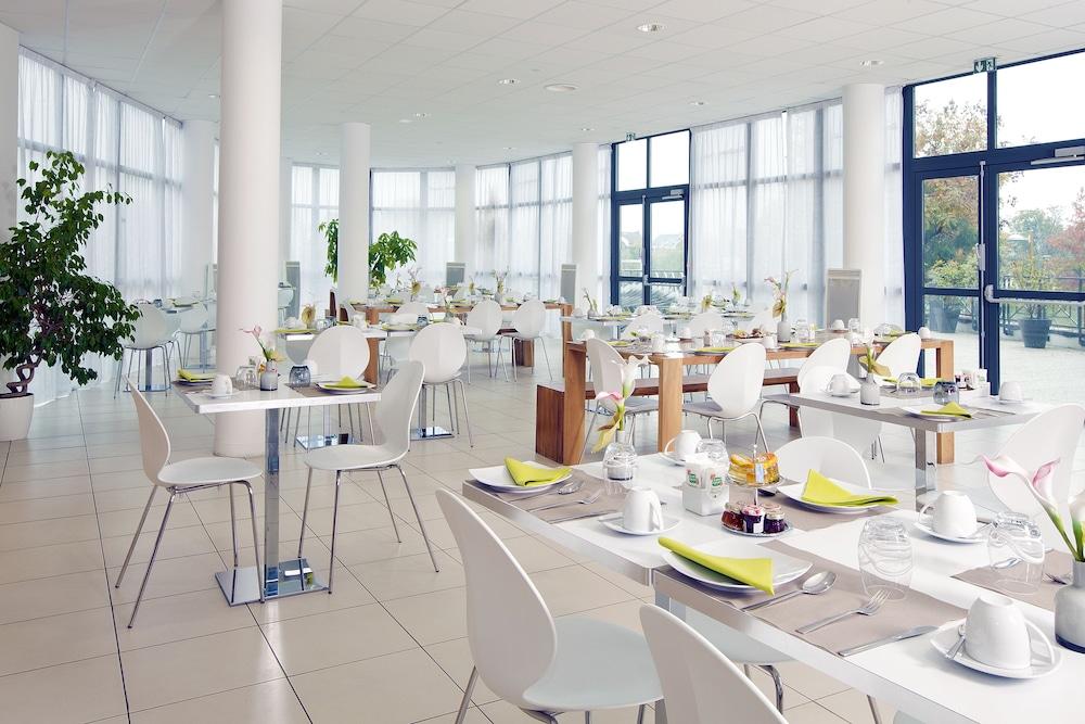 Residhome Neuilly Bords De Marne ภายนอก รูปภาพ