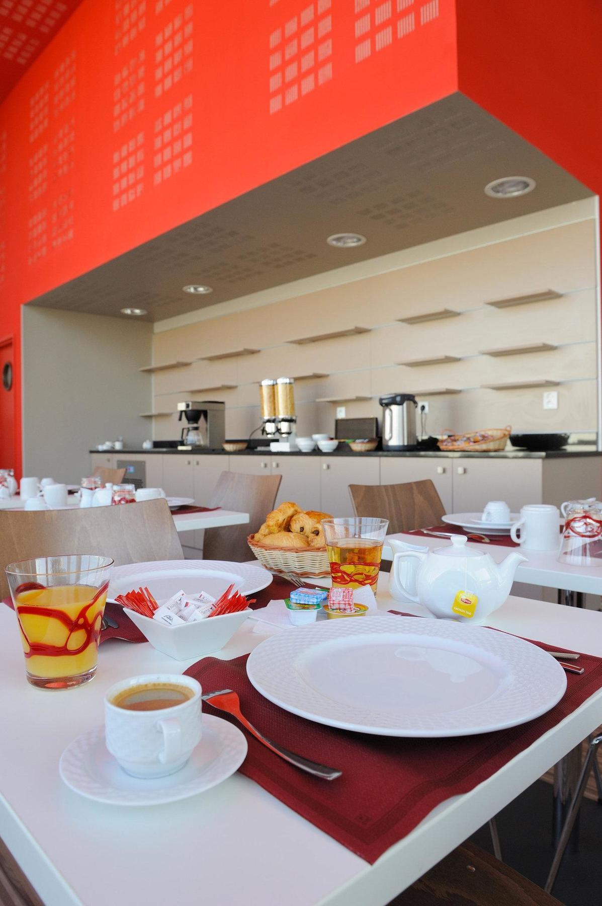 Residhome Neuilly Bords De Marne ภายนอก รูปภาพ