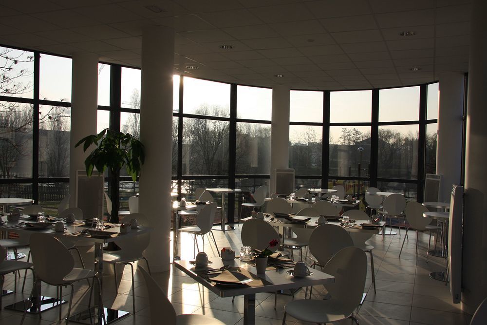 Residhome Neuilly Bords De Marne ภายนอก รูปภาพ